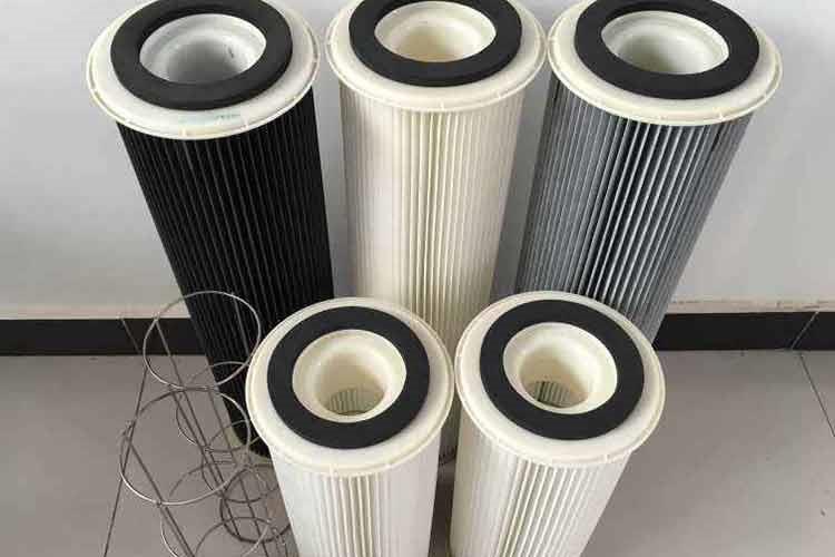 自洁式乐动（中国）官方网站-登录入口的外观结构也能直接影响到清粉效果，相对传统圆筒式滤芯，锥形滤芯上大下小的形状在脉冲震打时塑粉更容易脱落